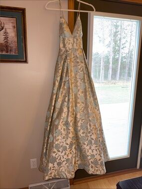 Light Blue Floral Jacquard Prom Dress with Gold Accent